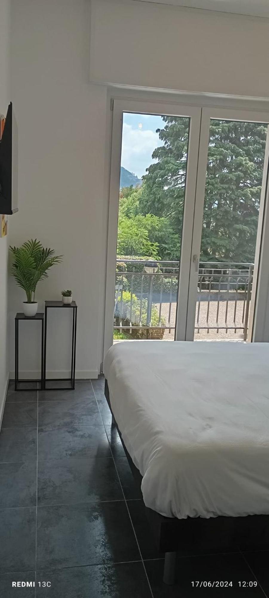 Casa Brumani โกโม ภายนอก รูปภาพ